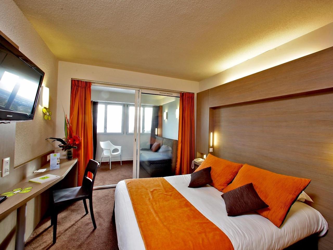 Logis Hotel Restaurant Aloe Les Herbiers Εξωτερικό φωτογραφία