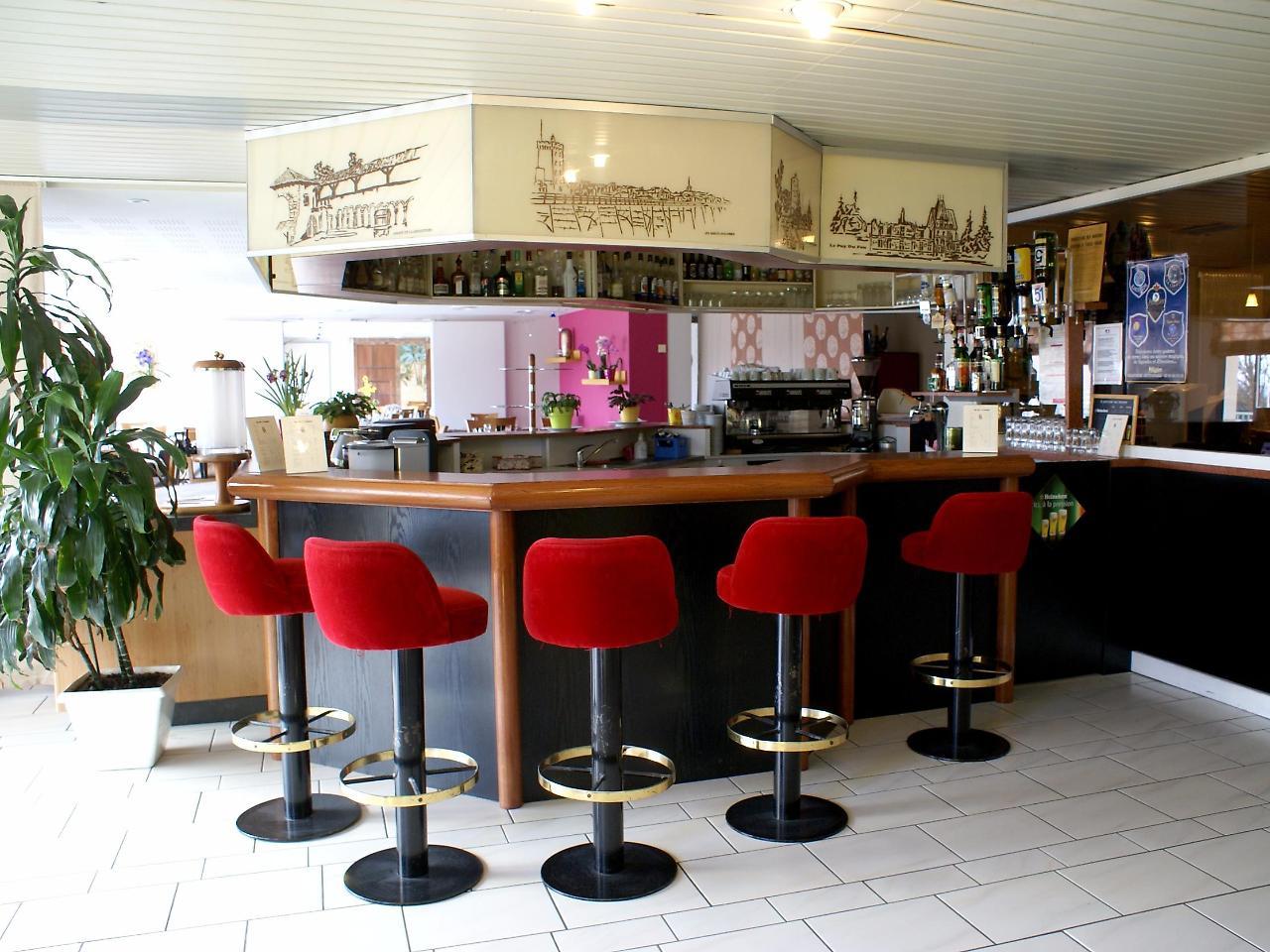 Logis Hotel Restaurant Aloe Les Herbiers Εξωτερικό φωτογραφία