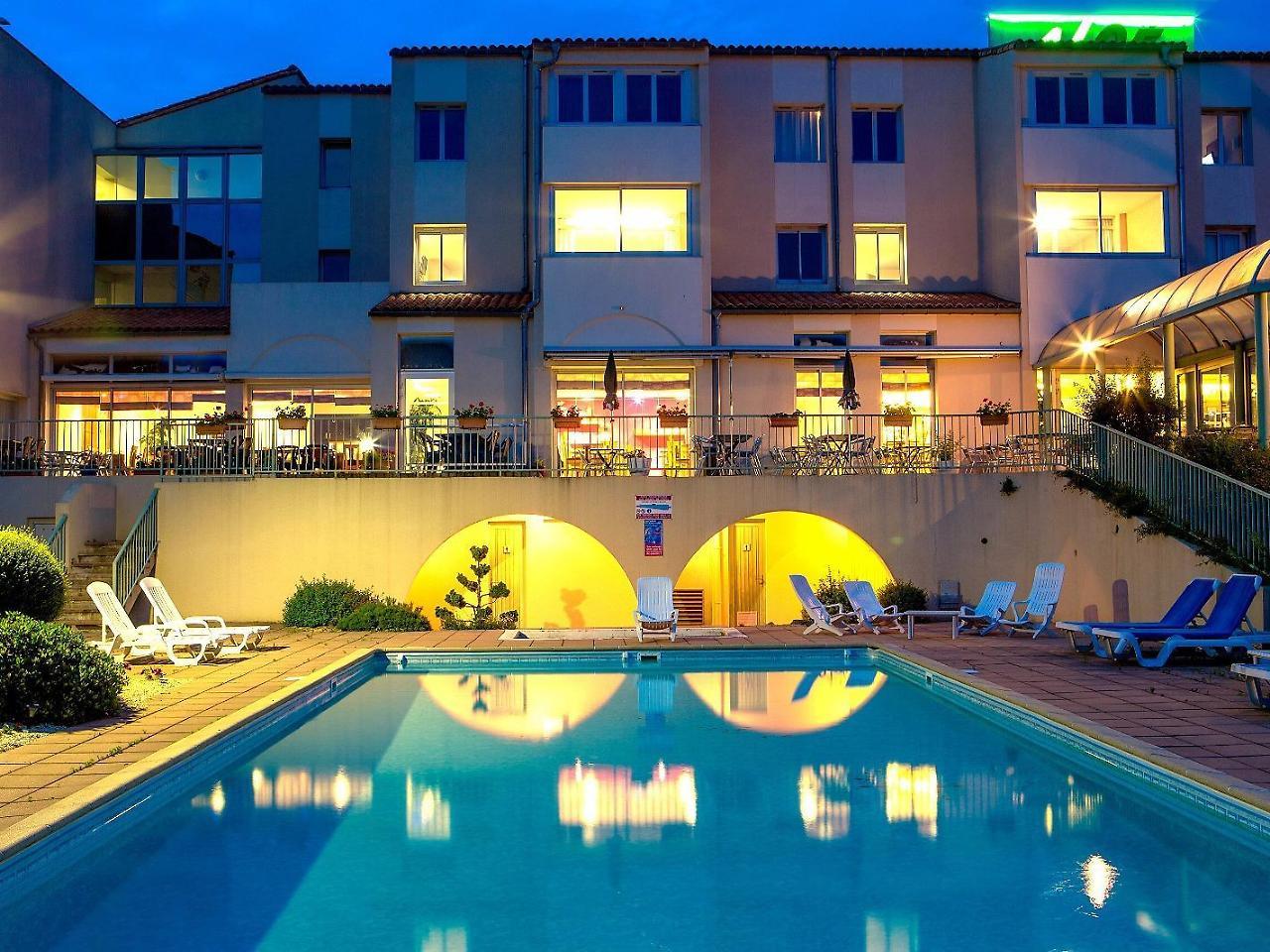 Logis Hotel Restaurant Aloe Les Herbiers Εξωτερικό φωτογραφία