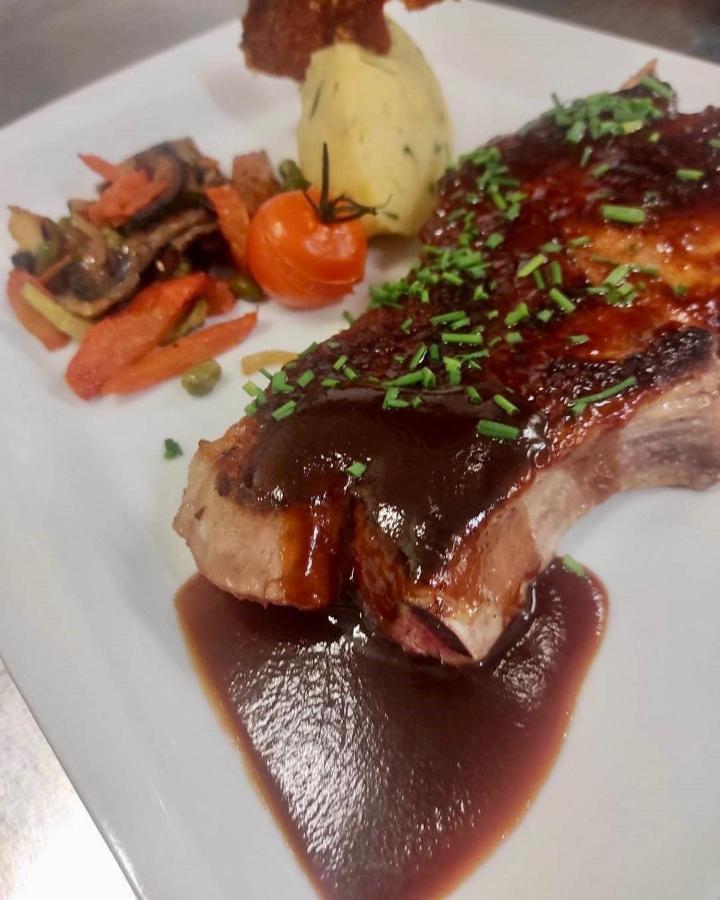 Logis Hotel Restaurant Aloe Les Herbiers Εξωτερικό φωτογραφία